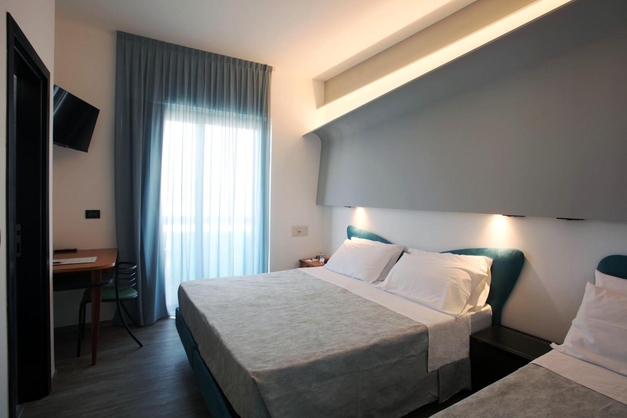 Hotel Ali D'Oro Rimini Extérieur photo